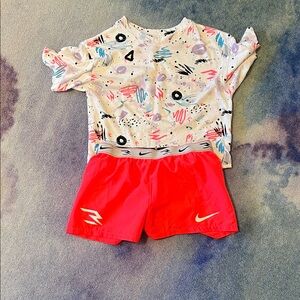 Girls Nike shirt and shirts set. Size small.
